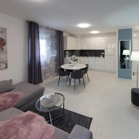 Apartament Apartment Anea *